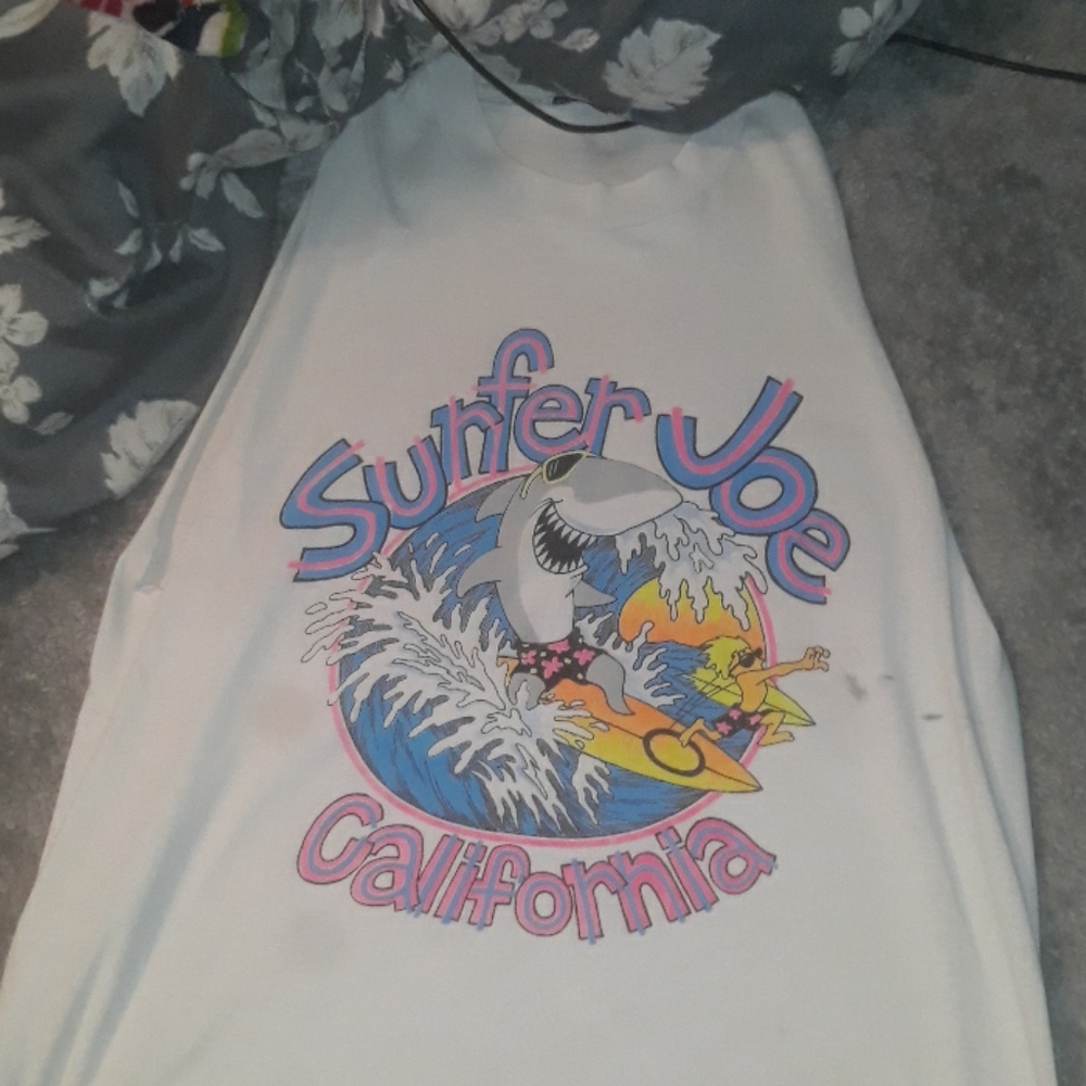 Cute sufer joe top